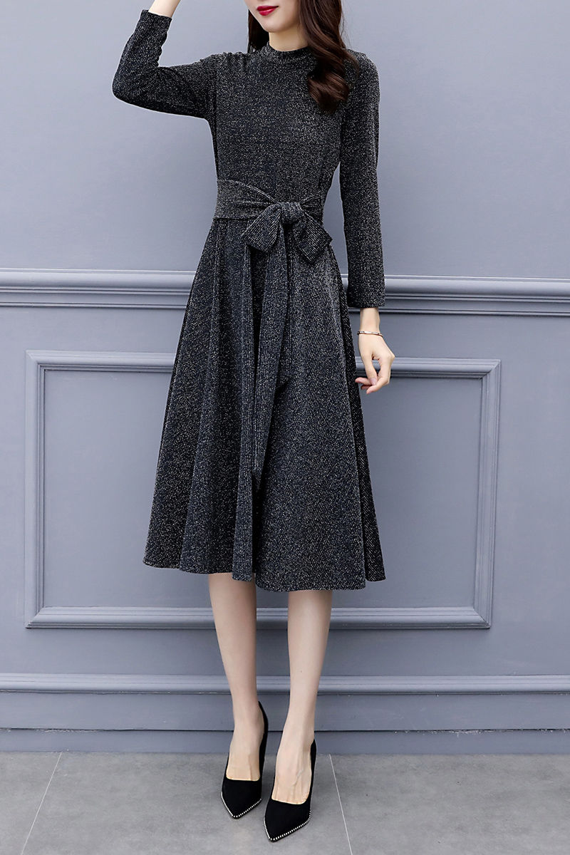 谁说小个子女人不能穿长裙!1.55米老婆穿上，比亚洲小姐还美