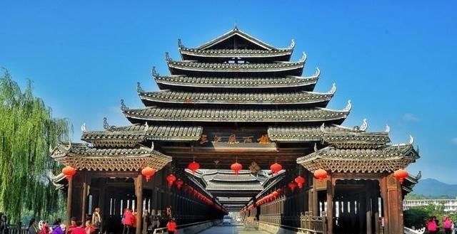 这个县城拥有国内最完好、数量最多的侗族建筑群，却鲜为人知