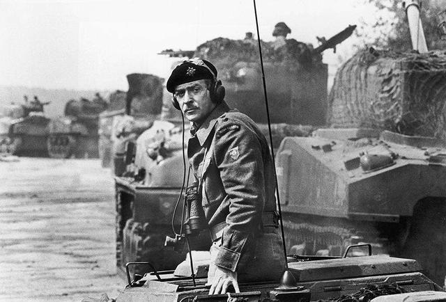  『空降部队』二战盟军空降兵的地狱之旅，被评为二战中最为失败的军事行动动