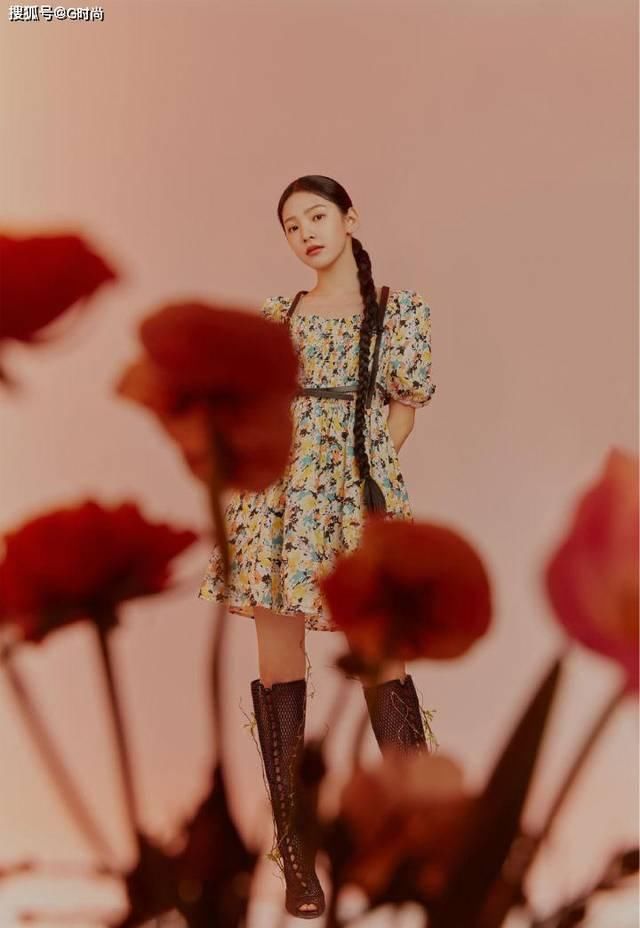 『身穿』选条清新的碎花连衣裙 优雅又有女人味 小仙女范十足