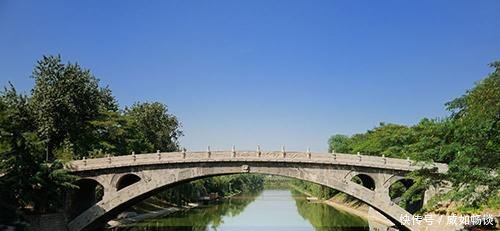 河北河南俩省相邻, 省会石家庄和郑州比较, 差距有点大