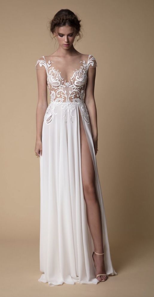 Berta婚纱:蕾丝与薄纱完美的结合带来天使般的魅力