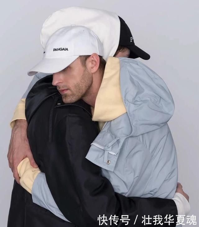 填充■球鞋当花瓶,鲜花填充羽绒服?时尚界的环保也太香了