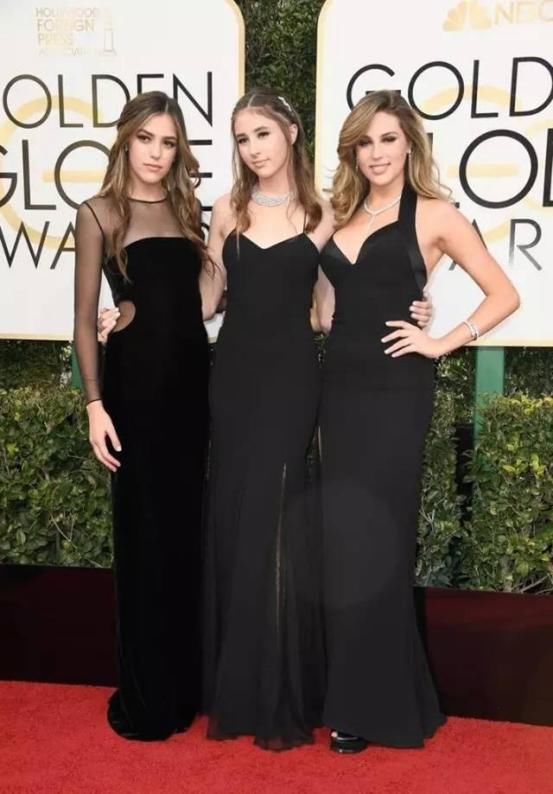 史泰龙三位女儿美若天仙,大长腿惊艳众人,网友:不愧是全球岳父