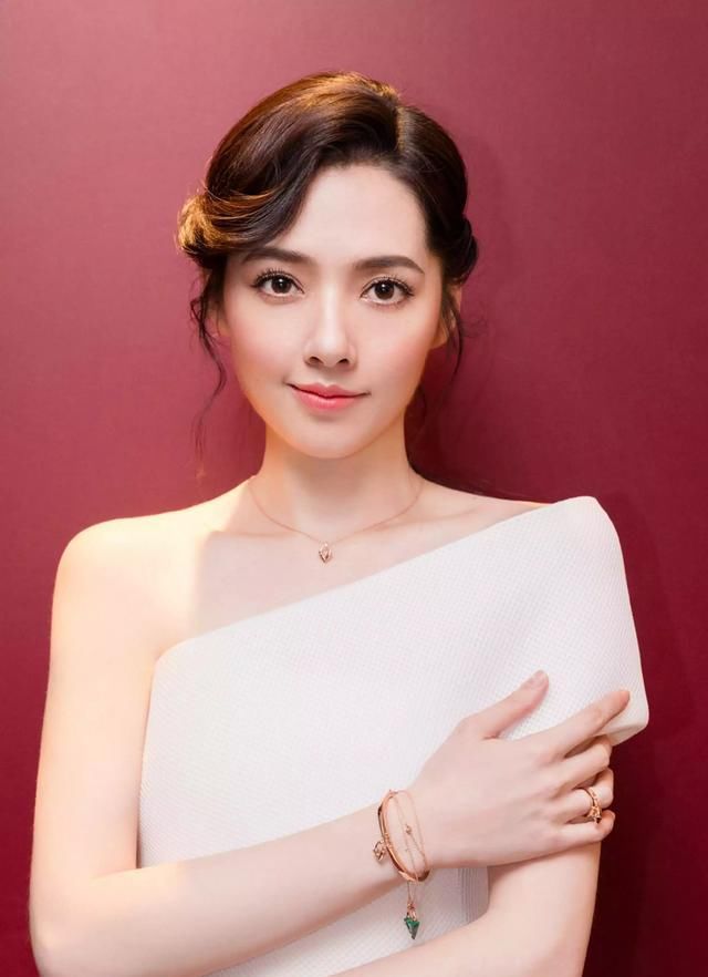  特别：闲情逸致: 庭院花香香几许，良辰美景岂虚度