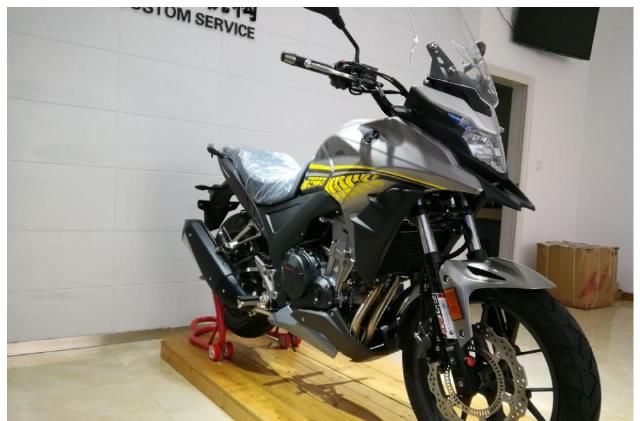  机中■山寨机中的战斗机，翻版本田CB500X，却只有2.9万