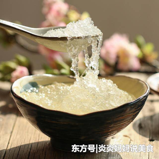 女人别舍不得保养,常吃6种食物,补充胶原蛋白