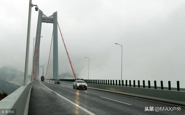 中国藏在深山的宏伟大桥，叫不出名字却让人叹为观止