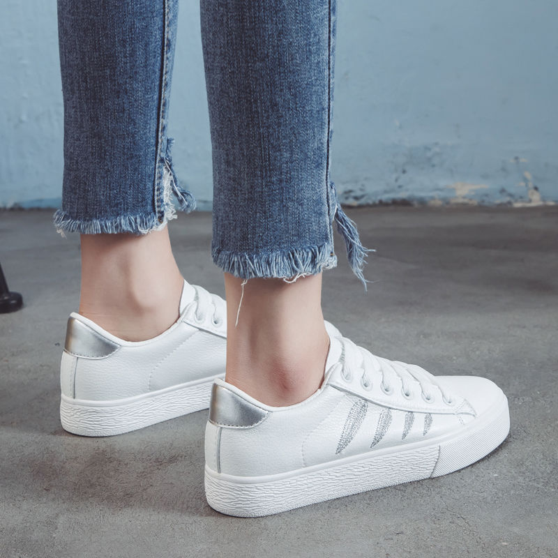 难怪老婆不穿高跟鞋!有这么舒适的休闲鞋，而且还时尚修腿又养脚