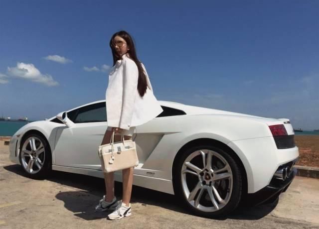 你知道世界上拥有最多爱马仕包包的女人是谁吗?!