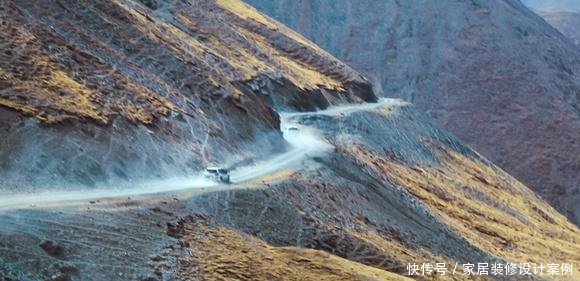 哈拉湖地区中国6大无人区之一，野狼的密度非常的高，人很少！