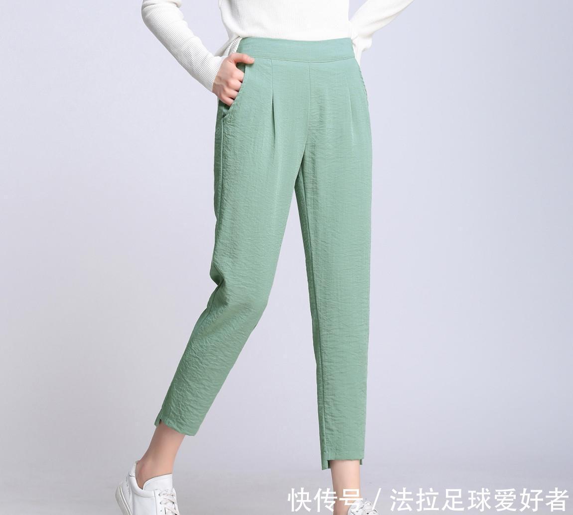 『女人』女人再美,裤子也别穿太紧,勒出三角区真尴尬!学聪明人穿,特美