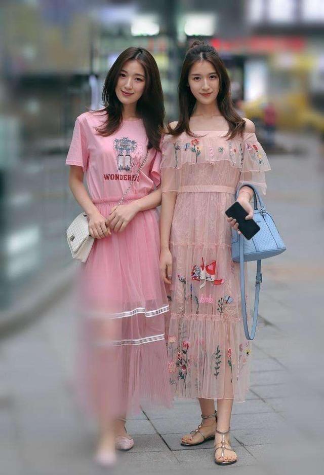 『小姐姐』街拍美女:小姐姐,请留步,能让我多拍几张吗?
