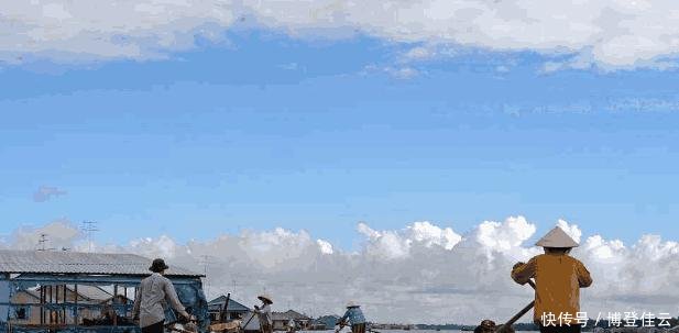 此国不仅免签，多处景点对中国游客还免门票，物价比泰国低一半