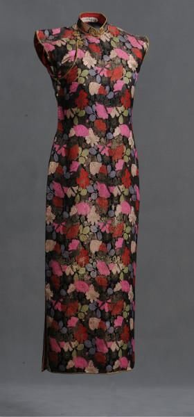 一套旗袍“绣”出上海四大品牌前世今生：镶滚镂雕织霓裳 海派风