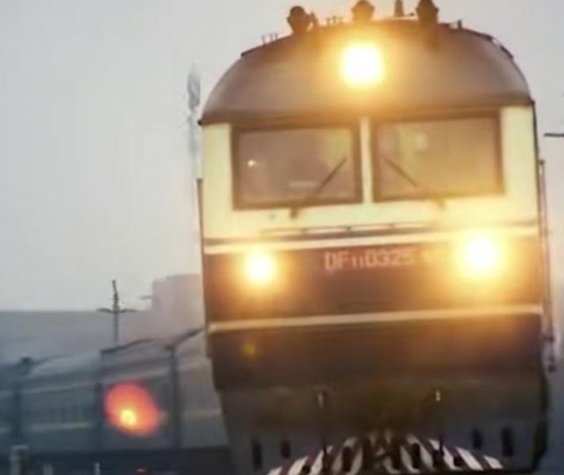 中国路程最长的火车，全程耗53小时，旅客：还没坐够