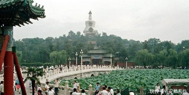 88年中国老照片：图3正在消失、图4你一定经历过、图6男人的梦想