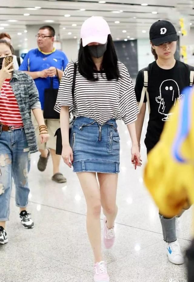 杨紫和关晓彤体重相同却被吊打,只因这个部位粗显胖20斤!