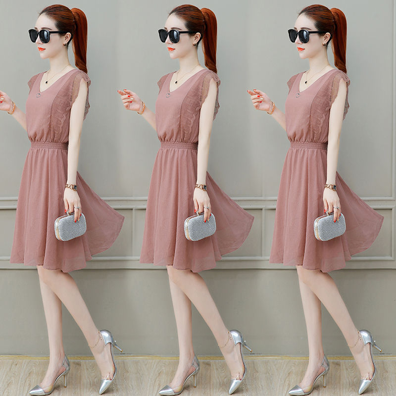 新发现一种裙:叫“德芙裙，比阔腿裤更有女人味，轻松穿出骨感美