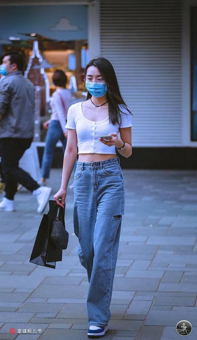  你也能够：街拍：我们在时尚领域所学到的东西是需要灵活的运用的