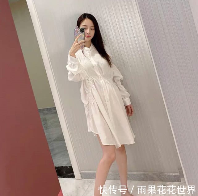  『墙根』李小璐晒美照秀完美身材，墙根却P变形，腿形与未修图对比差距大