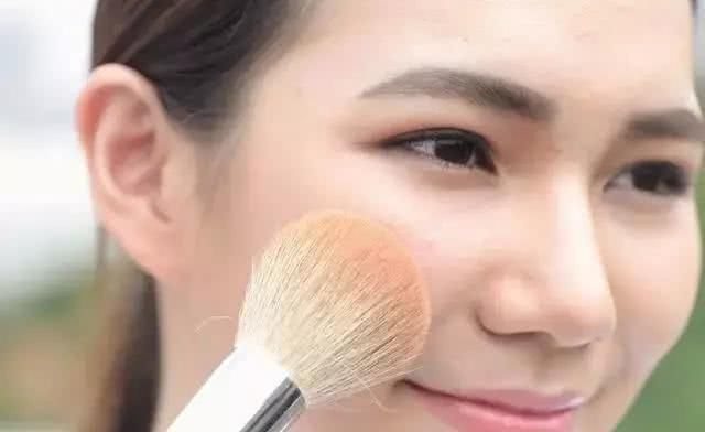 快来@现在还有你们不知道却正流行的妆容吗?快来康康吧!