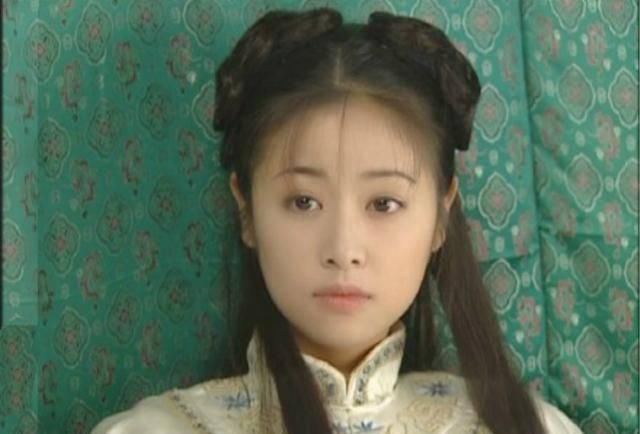  #美妆博主#小燕子的高挑眉，紫薇的百变唇妆，《还珠格格》才是美妆种草机啊