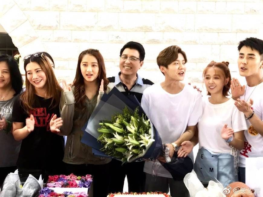 关少曾发博澄清女儿分手传闻?网友:能不能不买热搜还拿鹿晗炒作