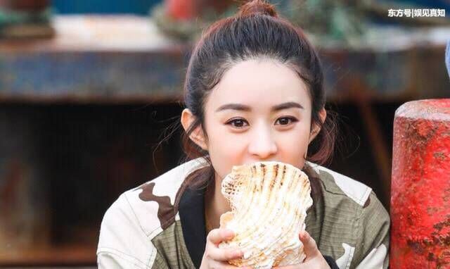 赵丽颖被“神秘人”送蛋糕，网友猜测已当妈其实真相是这样的