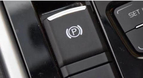 离职4S店员工透露：车上最没用的4个配置！专门忽悠不懂车的！