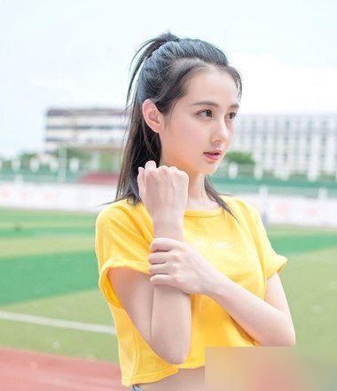 10款中学生比较潮流的扎发发型!