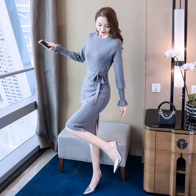 新款女装太好看了!穿上身美到不能行,时尚百搭主要修身型