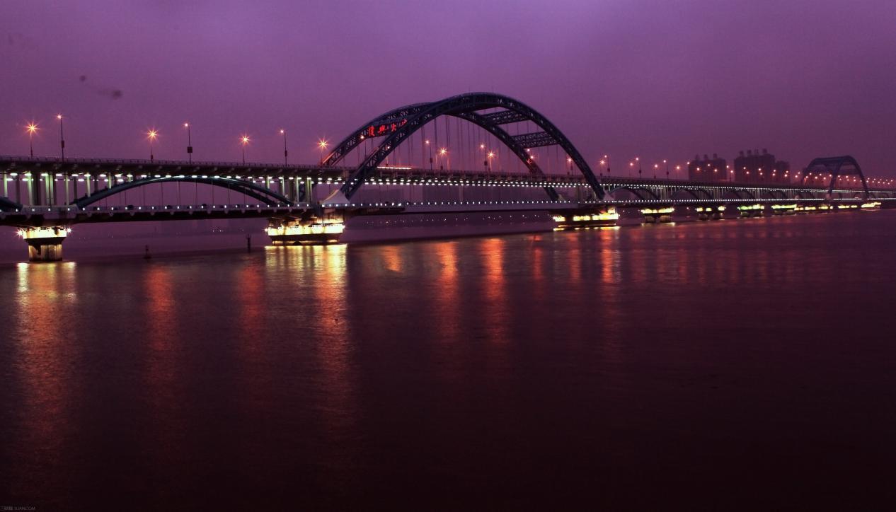 北上广深，下一个城市是苏州还是杭州？