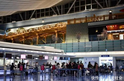  【起飞】世界最牛钉子户：赔偿款已涨到10亿，飞机为他们不敢晚