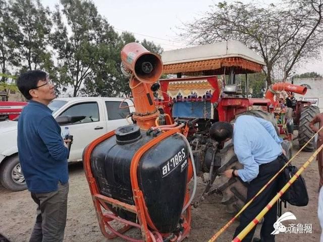  无人机■山东专家紧急赴“巴铁”灭蝗！曾开发蝗虫地图，用上飞机和无人机