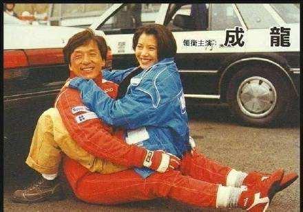 传言得罪周星驰成龙，袁咏仪时隔20年再澄清：我是傻，不是蠢