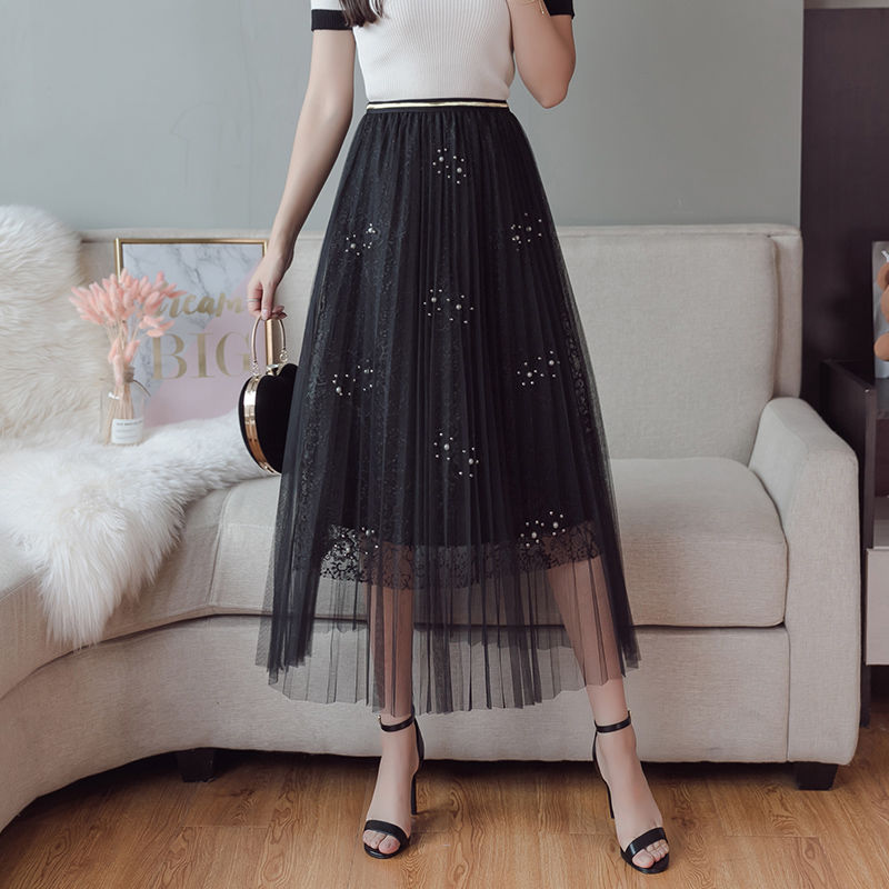 女人过了40岁!就这么穿，尽显优雅成熟美