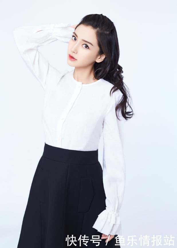 杨颖太会玩了，把“卫生纸”剪成仙女裙，但发型搭配瞬间老5岁！