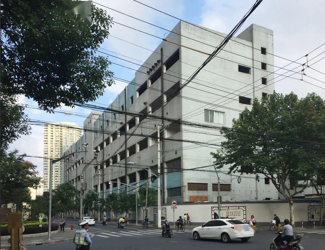  [潮流]工业锈址的潮流变身：NIU ZONE新联地带