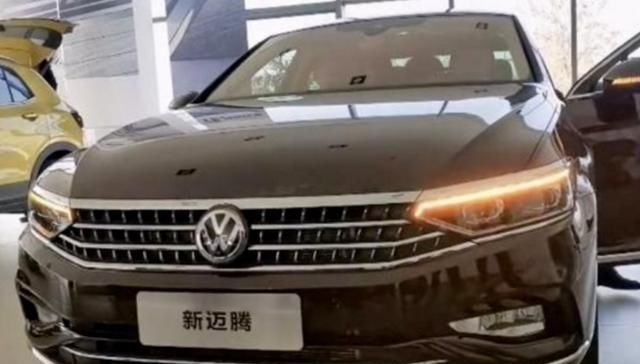  「上市」全新迈腾上市时间敲定！外观更大气 2.0T榨出220马力配双离合