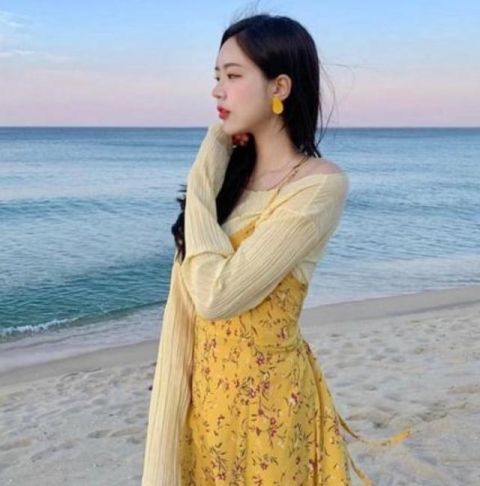  穿衣@穿衣搭配：今年流行裙子里面穿裙子，这样搭配才是2020的流行