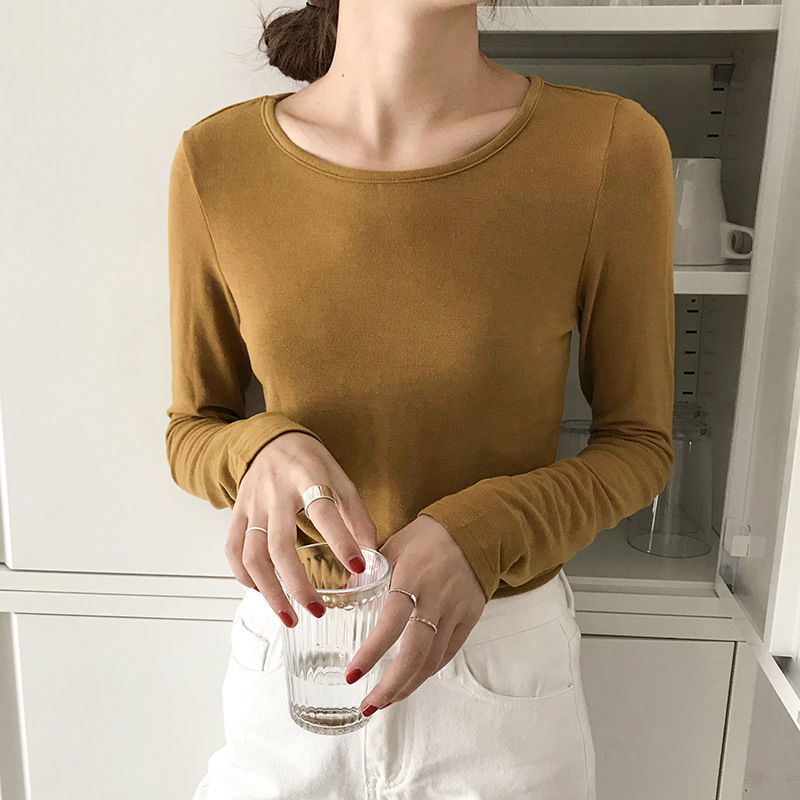 漂亮的居家小姐姐，相当有意思小衣服，既漂亮又清纯