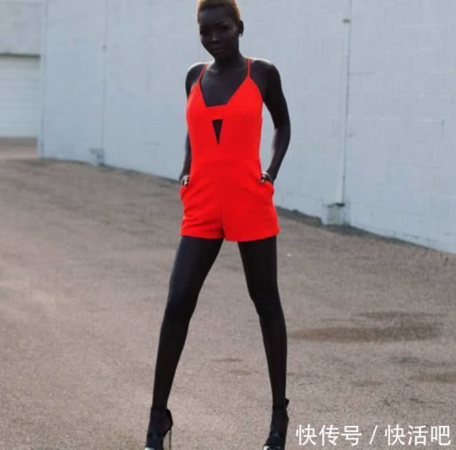 世界上最美的黑人女子，让人惊奇不已，人称黑“皇后”