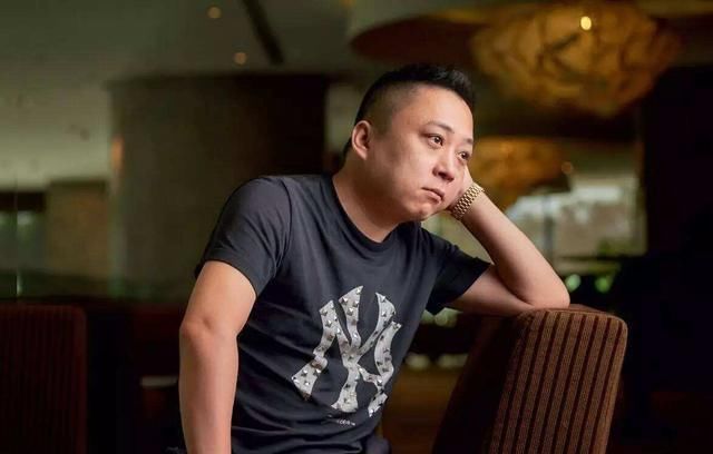  拍摄@担心《鬼吹灯》再换主演？潘粤明一口气签5部，版权乱作者得背锅