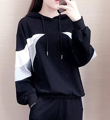  『女生』五一小长假出游,建议女生穿这三套衣服,减龄时髦又显瘦!