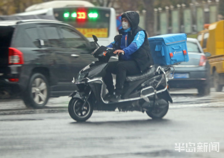  内陆地区@刚刚，青岛下雪了！明后两天还有雨，局部地区有霜冻