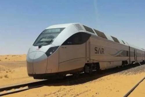  「中国」世界最有钱国家要建高铁，600亿巨额订单 全世界没人敢