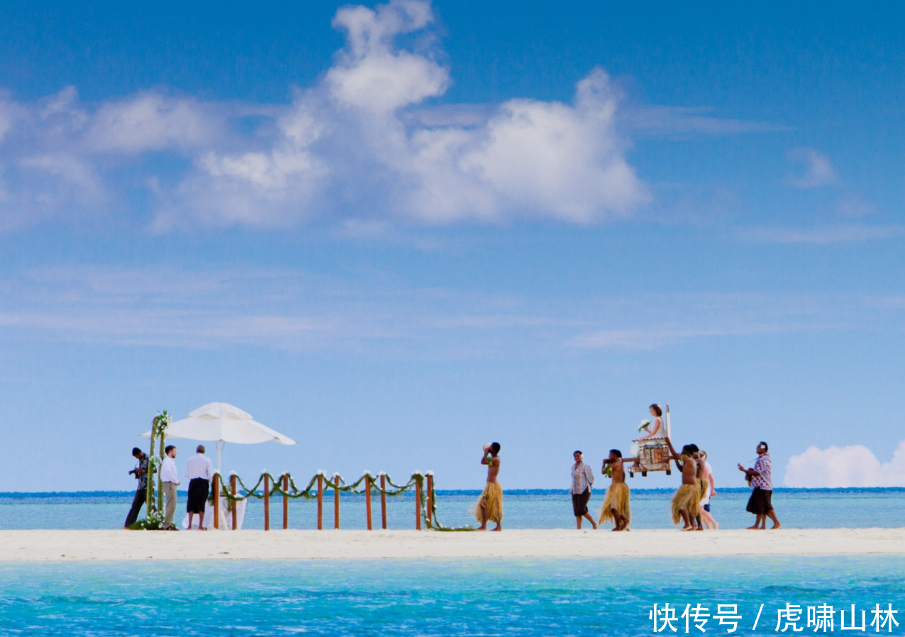 世界上唯一男人能穿裙子的国家，对中国免签，但不能带苹果入境!