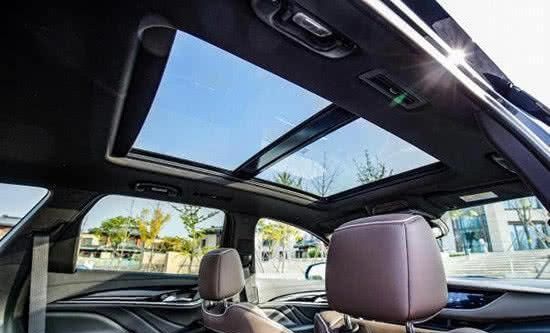  上市@上市遭“热捧”！自重2吨长5米，比普拉多漂亮10倍，却便宜13w