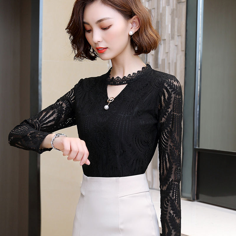 不得不说!46岁老婆穿这，新式小衫+牛仔裤，气质甩旗袍几条街